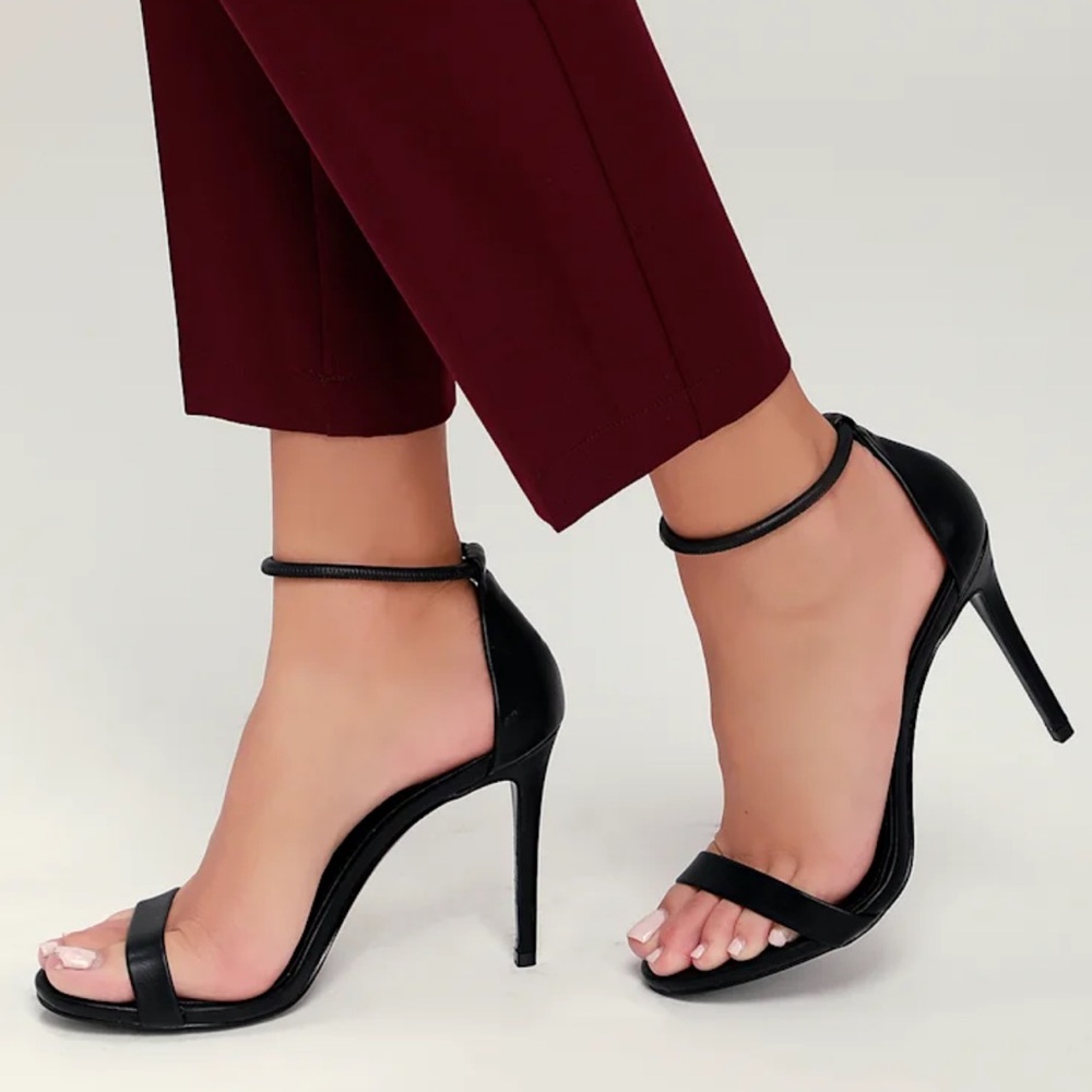 Steve Madden Soph Black Ankle Strap Heels